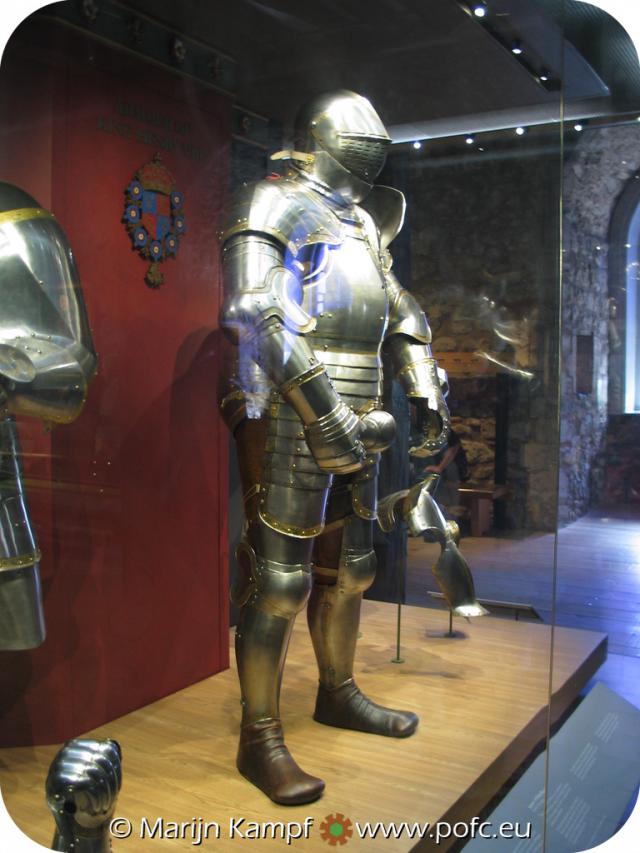 3227 Standing Armour.jpg