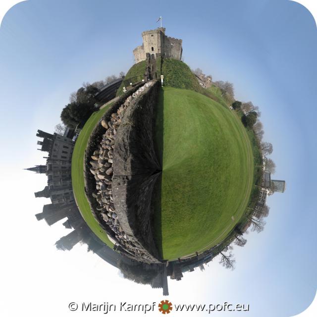 SX03286-03312 Cardiff Castle Courtyard Circle Planet.jpg