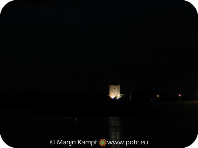 27036 Dunguaire Castle by night from Kinvara.jpg