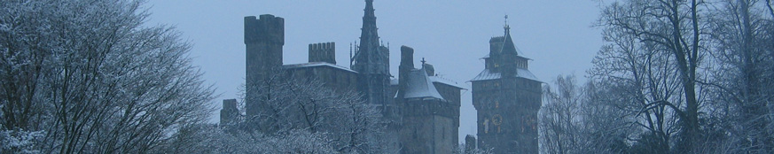 21460-Cardiff-Castle-in-snow.jpg